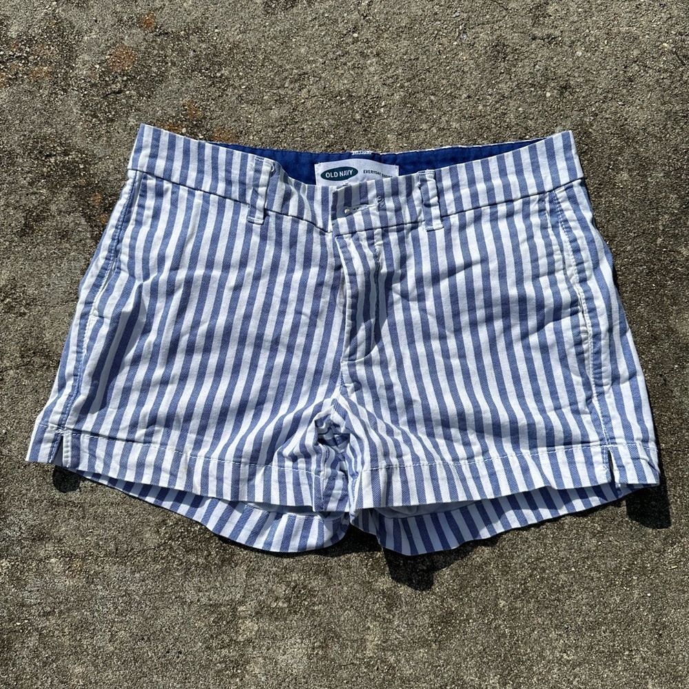 Old Navy Blue and White Striped Everyday Shorts